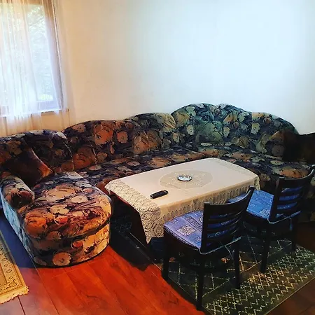 Appartamento Forest Apartman